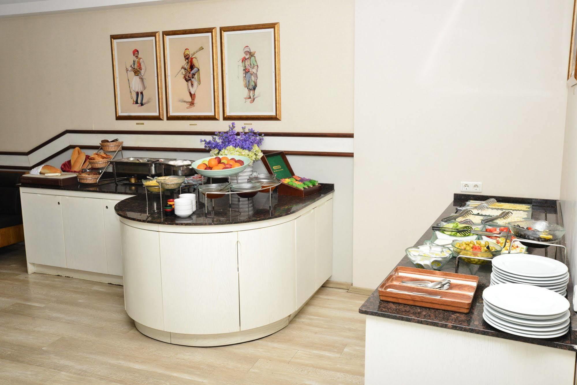 איסטמבול Ilkay Hotel מראה חיצוני תמונה